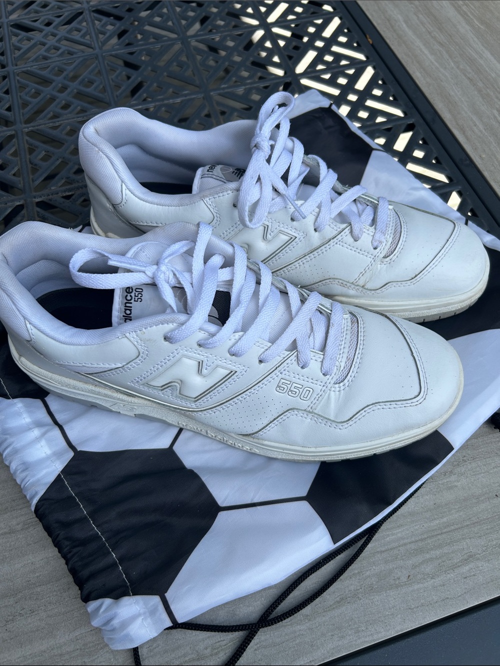 New Balance Men’s White Leather 550 Sneakers